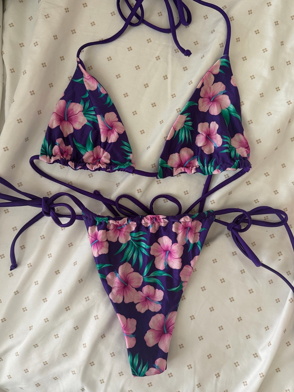 Frankie’s Bikini Purple Hibiscus Set - Picture 2 of 6